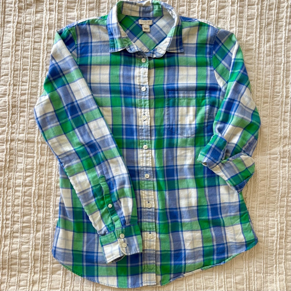 J. Crew blue green plaid 100% cotton flannel button-down shirt, medium